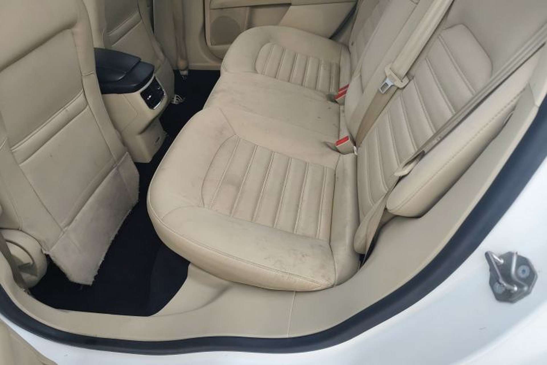 Used Ford Mondeo 2013 1.5L GTDi180 Comfort Model Left Rear Seat