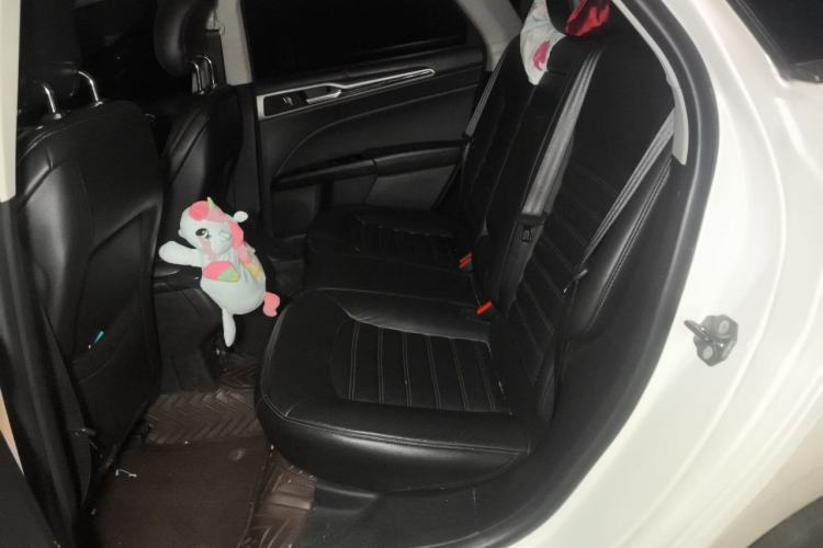 Used Ford Mondeo 2013 2.0L GTDi 200 Luxury Model Left Rear Seat