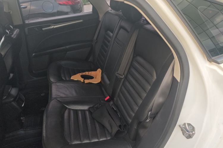Used Ford Mondeo 2013 1.5L GTDi180 Fashion Edition Left Rear Seat