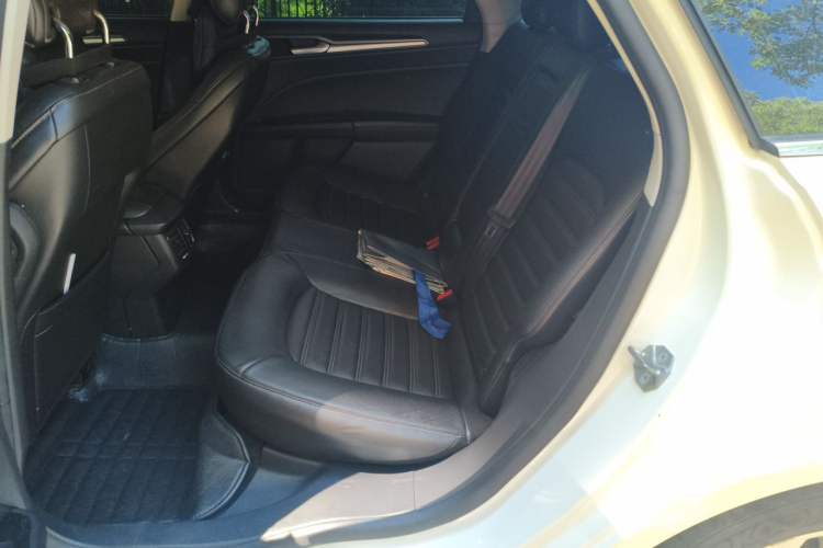 Used Ford Mondeo 2013 1.5L GTDi180 Fashion Edition Left Rear Seat
