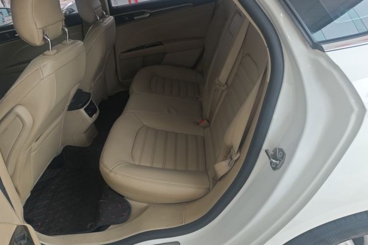Used Ford Mondeo 2013 2.0L GTDi 200 Fashion Edition Left Rear Seat