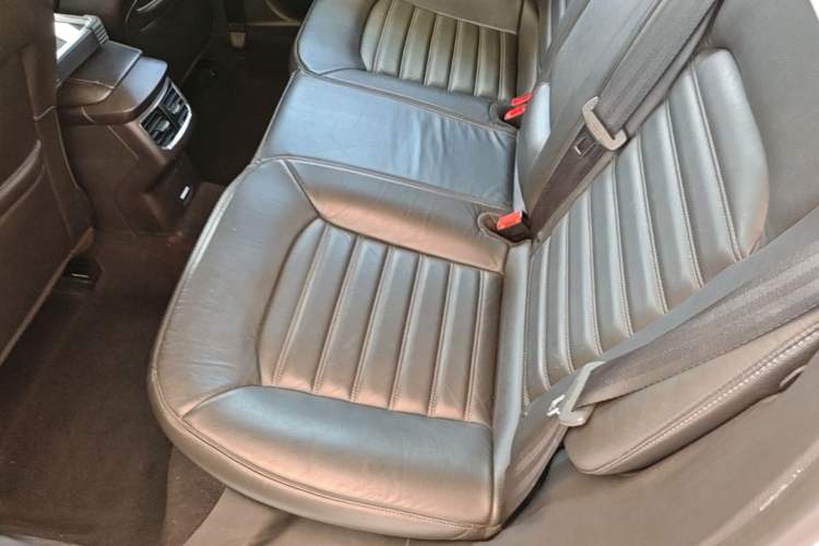 Used Ford Mondeo 2013 1.5L GTDi180 Fashion Edition Left Rear Seat