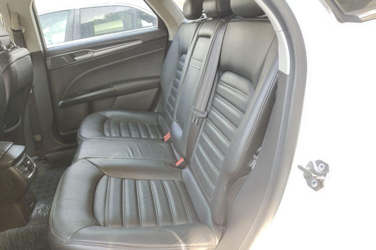 Used Ford Mondeo 2013 1.5L GTDi180 Fashion Edition Left Rear Seat