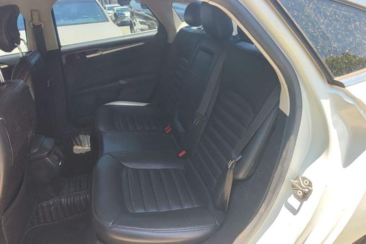 Used Ford Mondeo 2013 1.5L GTDi180 Fashion Edition Left Rear Seat