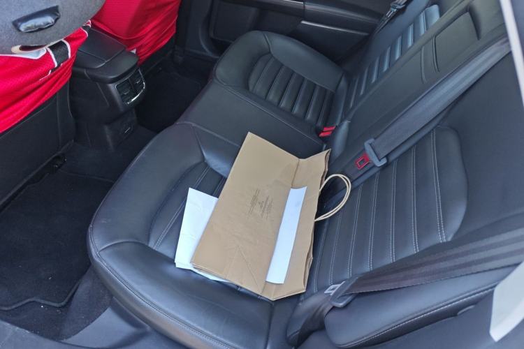 Used Ford Mondeo 2013 2.0L GTDi 200 Fashion Edition Left Rear Seat