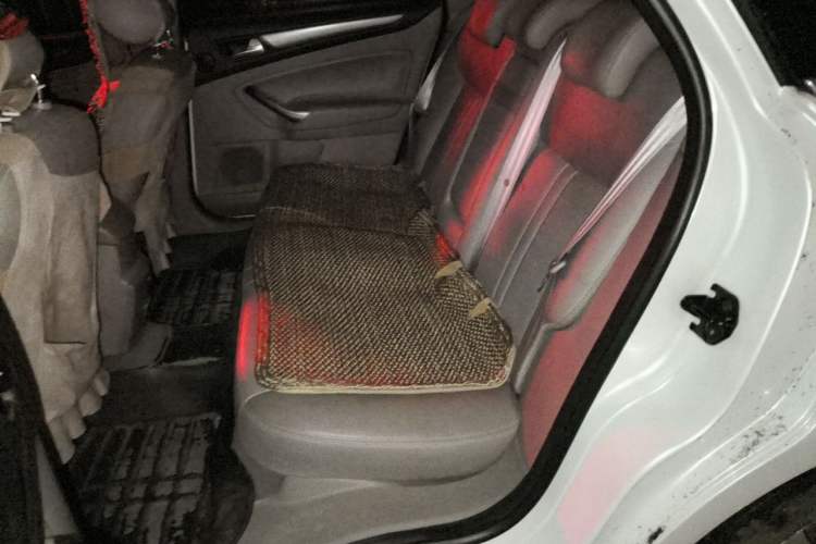 Used Ford Mondeo 2013 2.3L Fashion Edition Left Rear Seat
