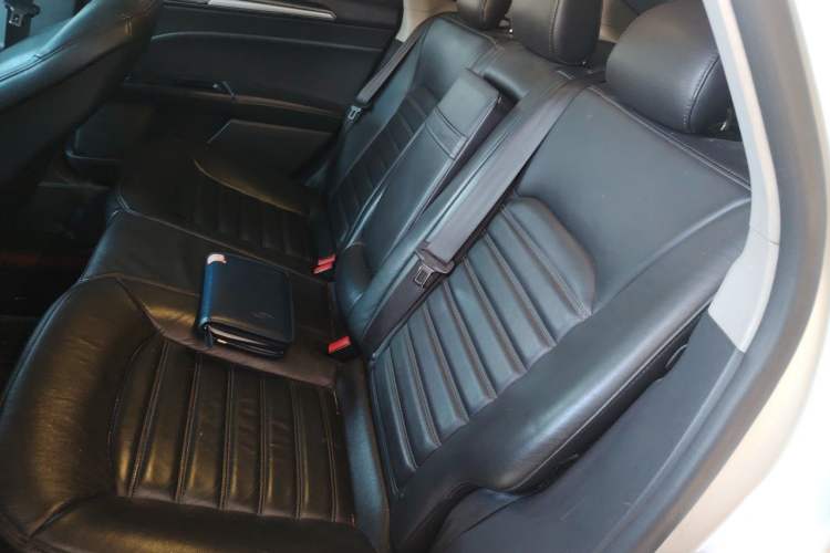 Used Ford Mondeo 2013 1.5L GTDi180 Fashion Edition Left Rear Seat