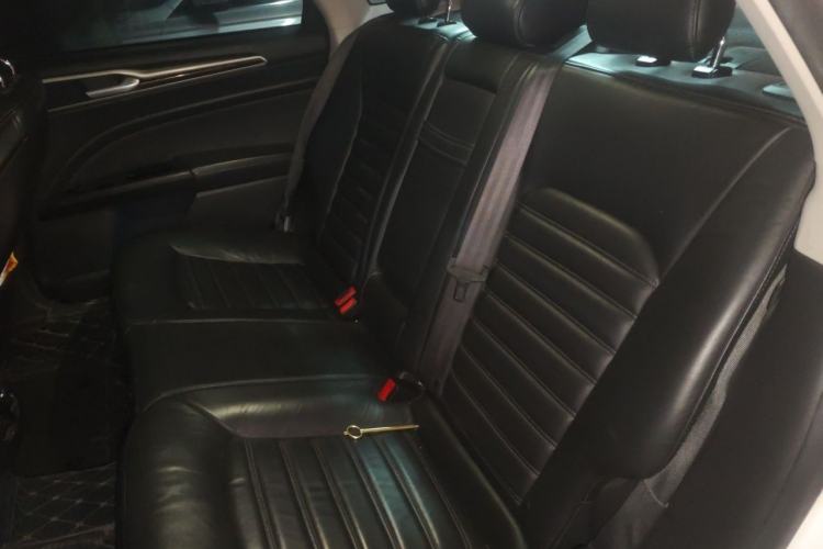 Used Ford Mondeo 2013 2.0L GTDi240 Ultimate Edition Left Rear Seat