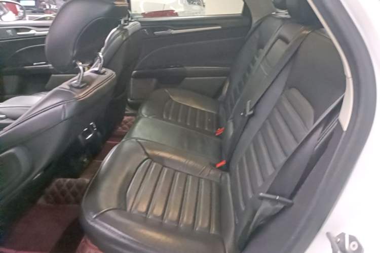 Used Ford Mondeo 2013 1.5L GTDi180 Fashion Edition Left Rear Seat