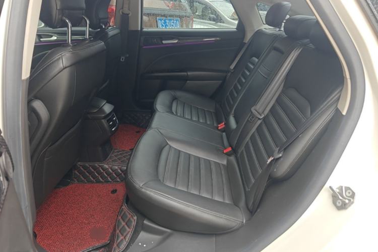 Used Ford Mondeo 2013 2.0L GTDi 200 Fashion Edition Left Rear Seat