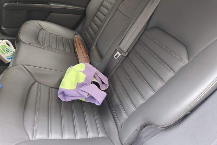 Used Ford Mondeo 2013 1.5L GTDi180 Fashion Edition Left Rear Seat