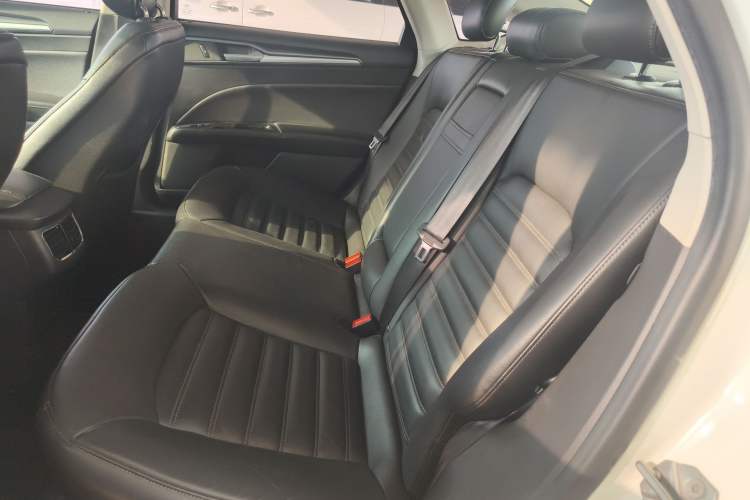 Used Ford Mondeo 2013 1.5L GTDi180 Fashion Edition Left Rear Seat