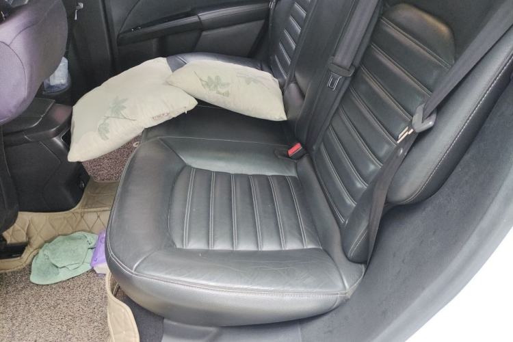 Used Ford Mondeo 2013 2.0L GTDi 200 Fashion Edition Left Rear Seat