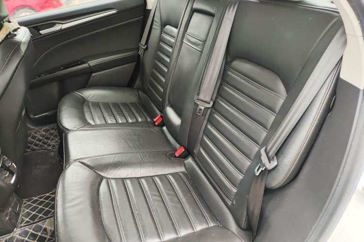 Used Ford Mondeo 2013 1.5L GTDi180 Fashion Edition Left Rear Seat