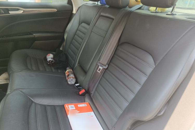 Used Ford Mondeo 2013 2.0L GTDi 200 Fashion Edition Left Rear Seat