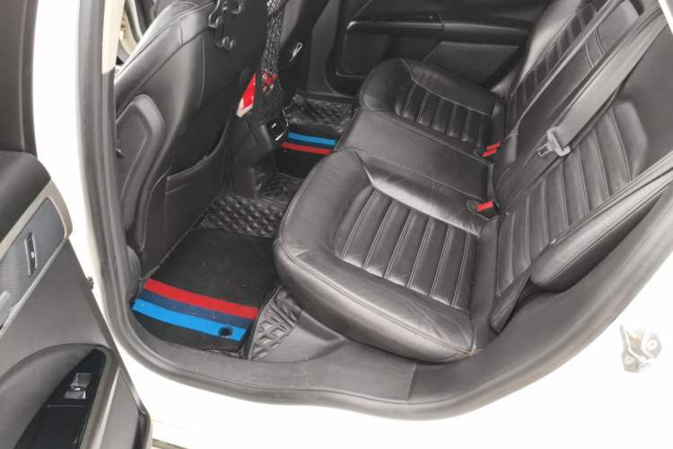 Used Ford Mondeo 2013 2.0L GTDi 200 Fashion Edition Left Rear Seat