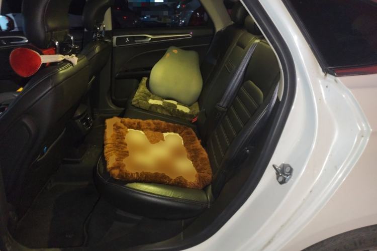 Used Ford Mondeo 2013 2.0L GTDi 200 Fashion Edition Left Rear Seat