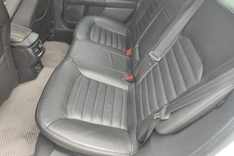 Used Ford Mondeo 2013 1.5L GTDi180 Fashion Edition Left Rear Seat