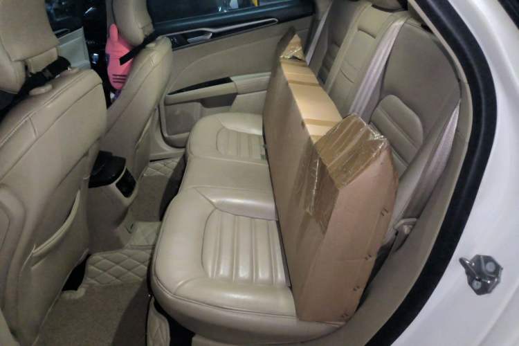 Used Ford Mondeo 2013 1.5L GTDi180 Fashion Edition Left Rear Seat