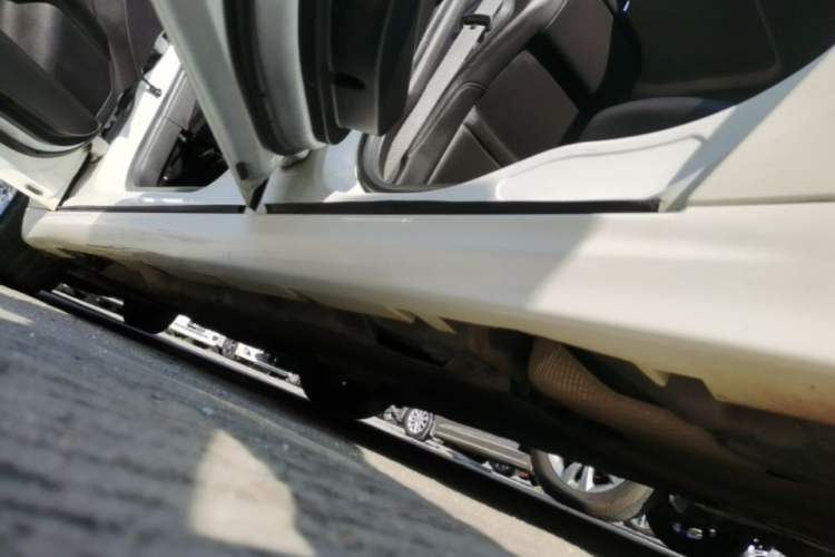 Used Ford Mondeo 2013 2.0L GTDi 200 Fashion Edition Left Side Sill