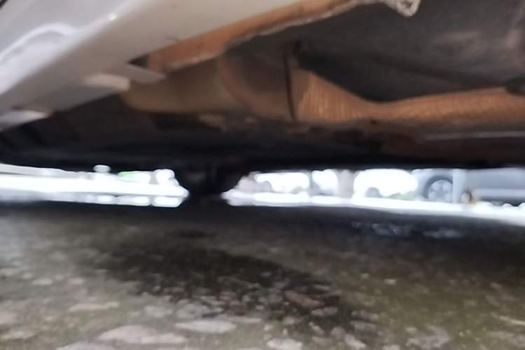 Used Ford Mondeo 2013 2.0L GTDi 200 Luxury Model Left Side Sill