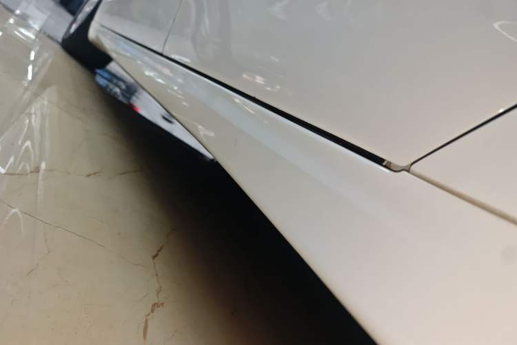 Used Ford Mondeo 2013 1.5L GTDi180 Fashion Edition Left Side Sill