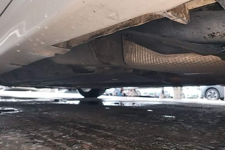 Used Ford Mondeo 2013 2.0L GTDi240 Luxury Sport Model Left Side Sill
