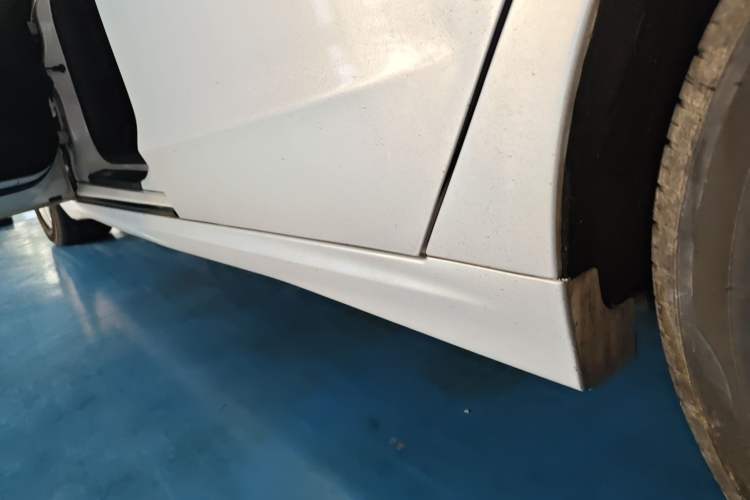 Used Ford Mondeo 2013 1.5L GTDi180 Fashion Edition Left Side Sill