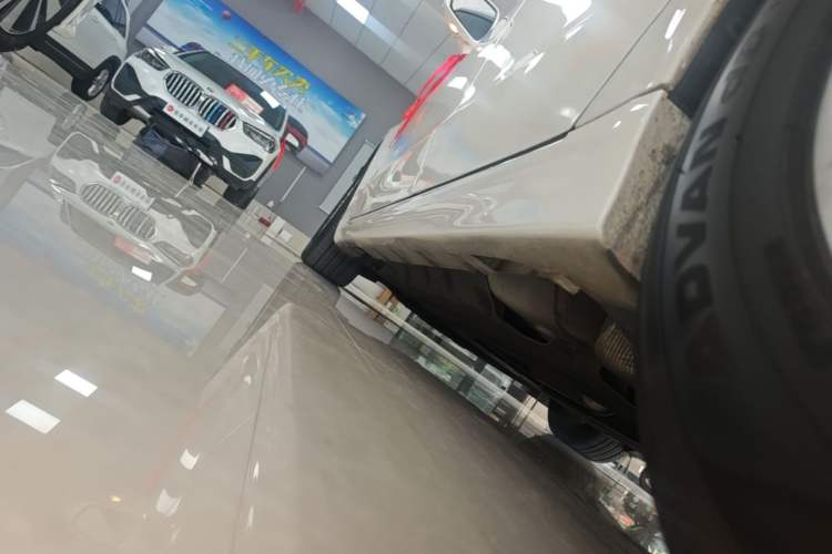 Used Ford Mondeo 2013 2.0L GTDi 200 Fashion Edition Left Side Sill