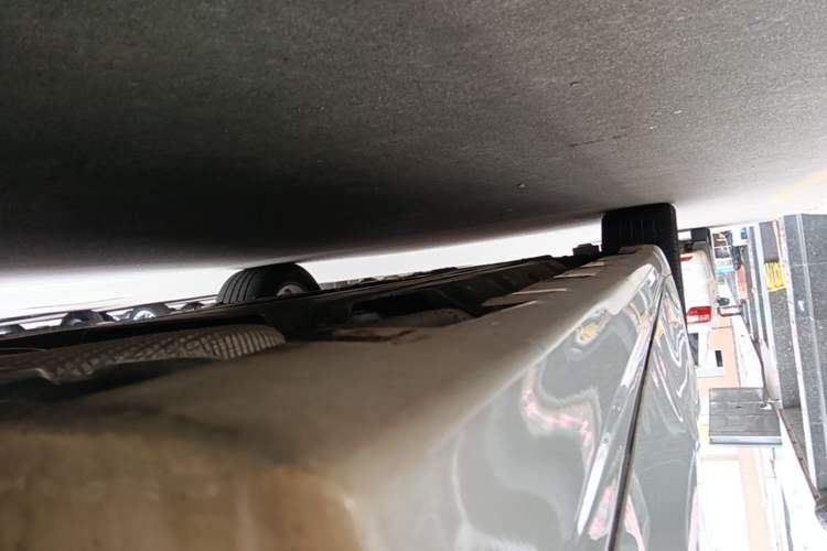 Used Ford Mondeo 2013 2.0L GTDi 200 Luxury Model Left Side Sill