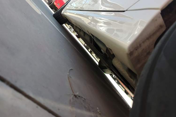 Used Ford Mondeo 2013 2.0L GTDi 200 Fashion Edition Left Side Sill