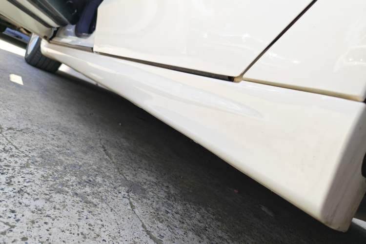 Used Ford Mondeo 2013 2.0L GTDi 200 Luxury Model Left Side Sill
