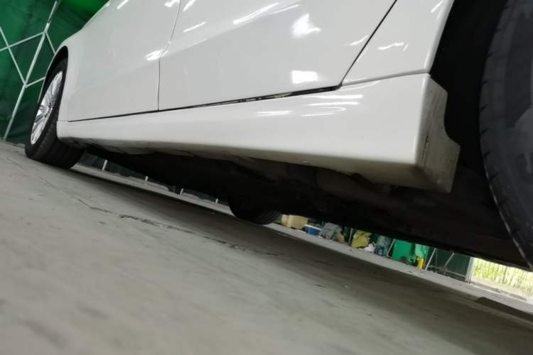 Used Ford Mondeo 2013 2.0L GTDi 200 Fashion Edition Left Side Sill