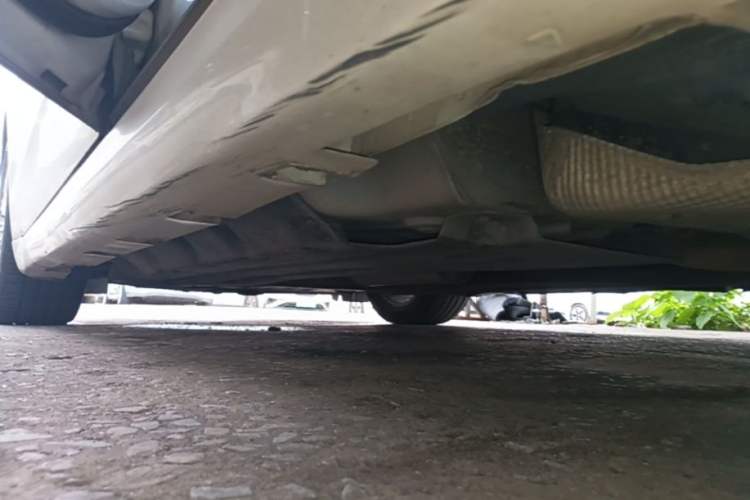 Used Ford Mondeo 2013 2.0L GTDi 200 Luxury Model Left Side Sill
