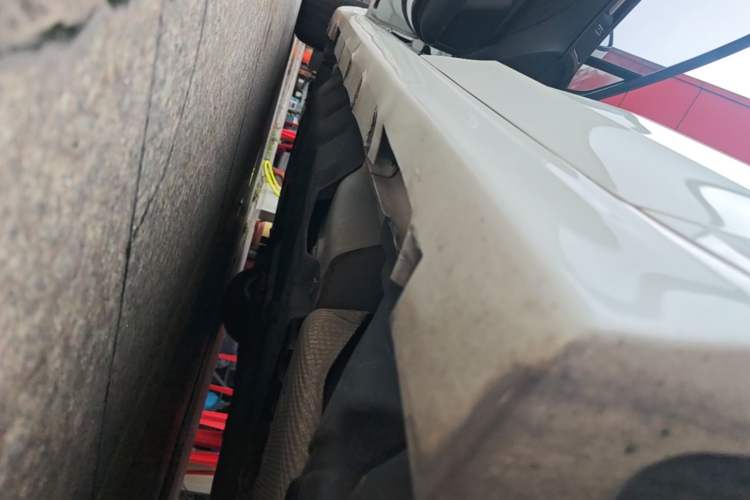 Used Ford Mondeo 2013 1.5L GTDi180 Fashion Edition Left Side Sill