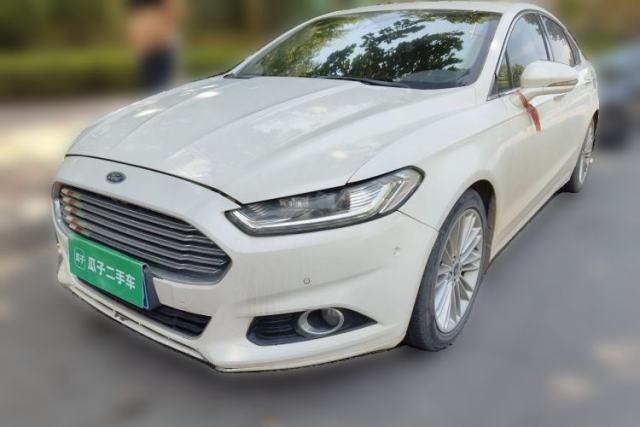 Ojetý Ford Mondeo 2013 2.0L GTDi240 Ultimate Edition
