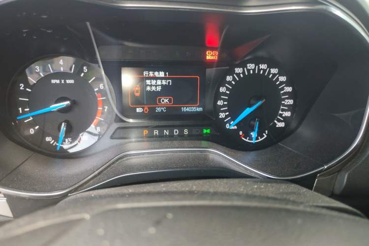 Used Ford Mondeo 2013 2.0L GTDi 200 Fashion Edition Odometer Close Up