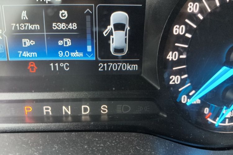 Used Ford Mondeo 2013 1.5L GTDi180 Fashion Edition Odometer Close Up