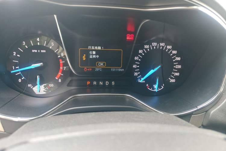 Used Ford Mondeo 2013 2.0L GTDi 200 Fashion Edition Odometer Close Up