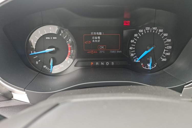 Used Ford Mondeo 2013 1.5L GTDi180 Fashion Edition Odometer Close Up