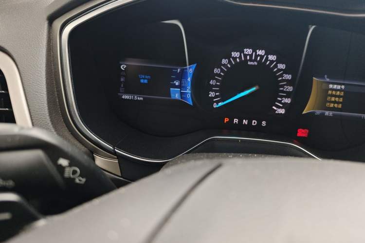 Used Ford Mondeo 2013 2.0L GTDi 200 Luxury Model Odometer Close Up