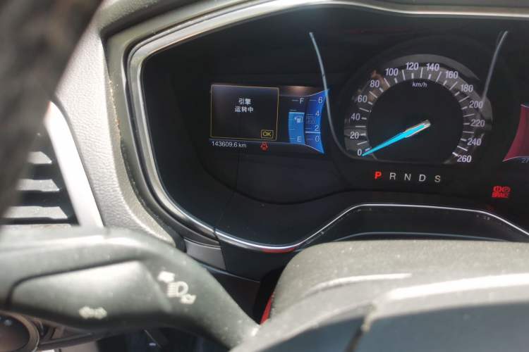 Used Ford Mondeo 2013 2.0L GTDi 200 Luxury Model Odometer Close Up