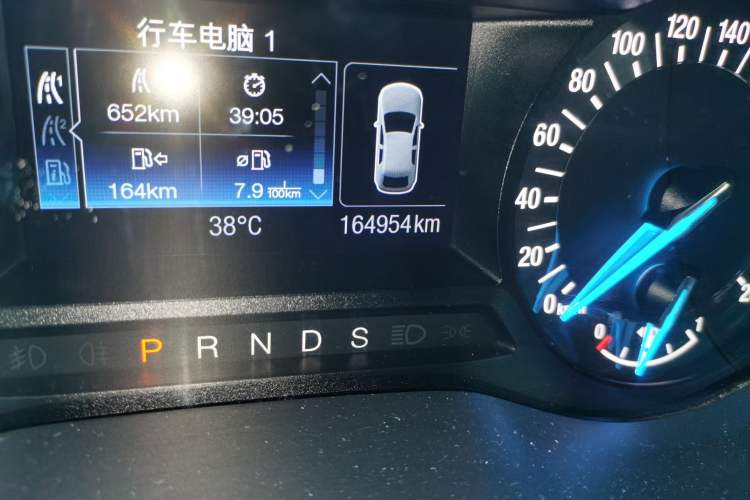 Used Ford Mondeo 2013 1.5L GTDi180 Fashion Edition Odometer Close Up