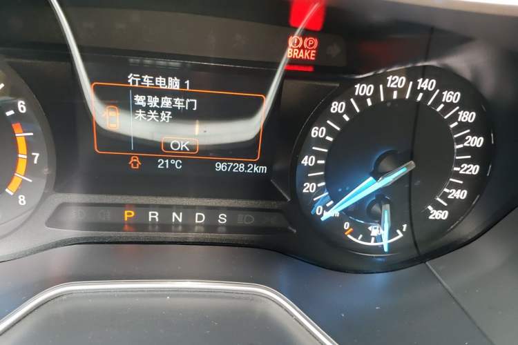 Used Ford Mondeo 2013 2.0L GTDi 200 Fashion Edition Odometer Close Up