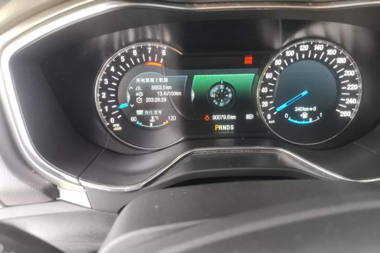 Used Ford Mondeo 2013 2.0L GTDi240 Flagship Edition Odometer Close Up