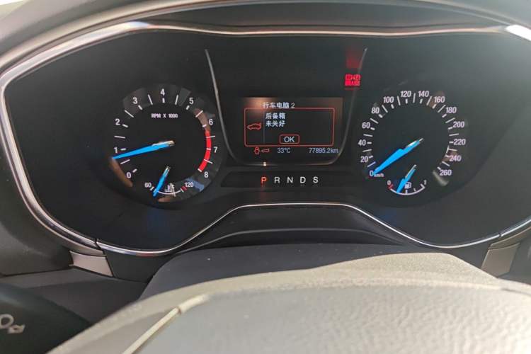 Used Ford Mondeo 2013 2.0L GTDi 200 Fashion Edition Odometer Close Up