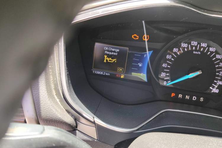 Used Ford Mondeo 2013 2.0L GTDi 200 Luxury Model Odometer Close Up