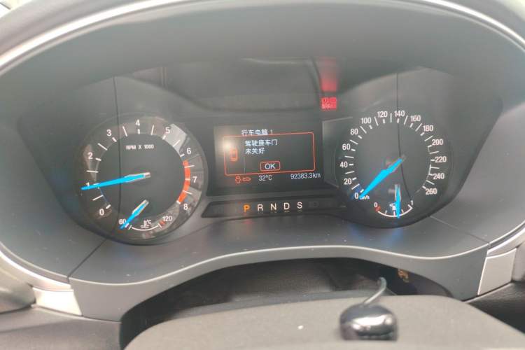 Used Ford Mondeo 2013 1.5L GTDi180 Fashion Edition Odometer Close Up
