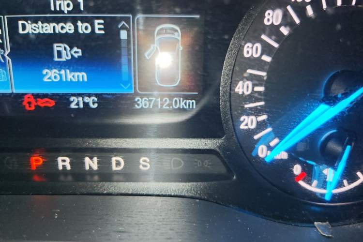 Used Ford Mondeo 2013 2.0L GTDi 200 Fashion Edition Odometer Close Up