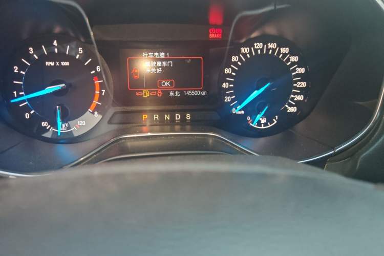 Used Ford Mondeo 2013 2.0L GTDi 200 Fashion Edition Odometer Close Up